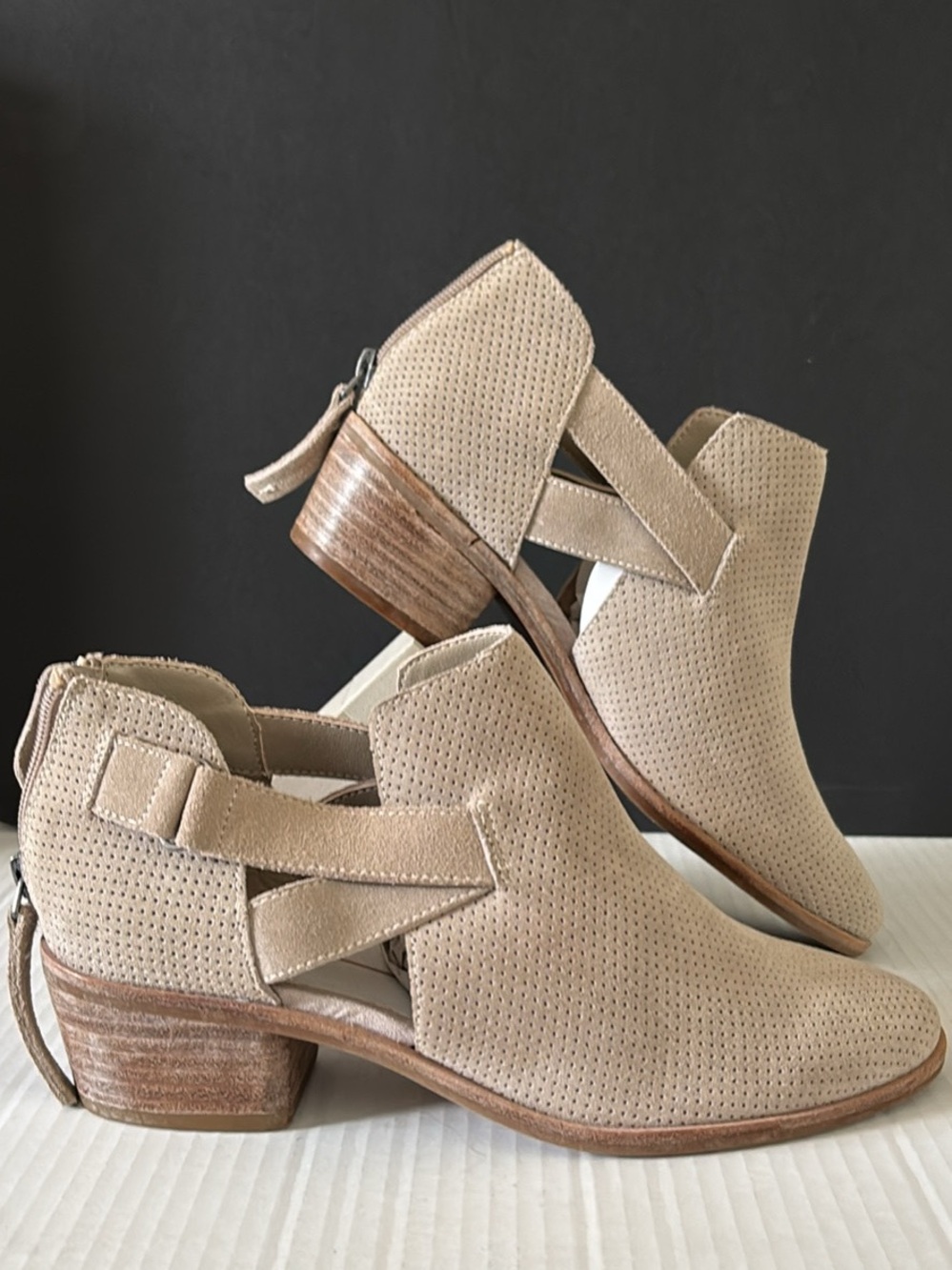 DulceVita Women's Beige Cutout Suede Booties - Stylish Low Heel size 7
